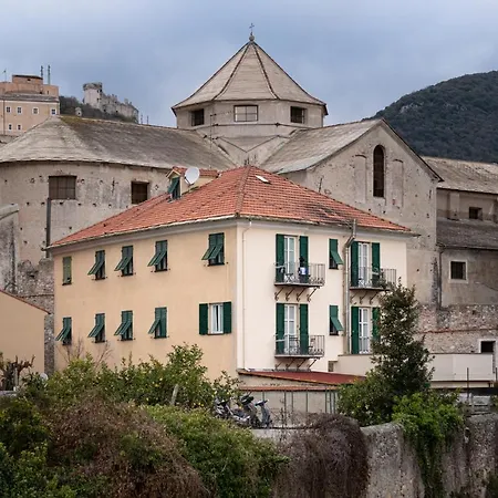 Hotell Alle Vecchie Mura 2*